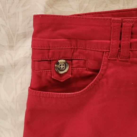 Croft & Borrow red denim skorts - Picture 2 of 7